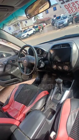 Toyota RAV4 4x4 2005 Gold