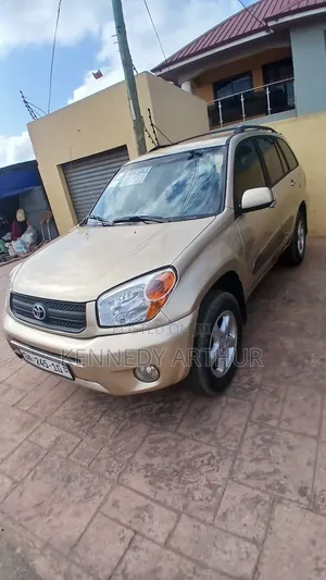 Toyota RAV4 4x4 2005 Gold