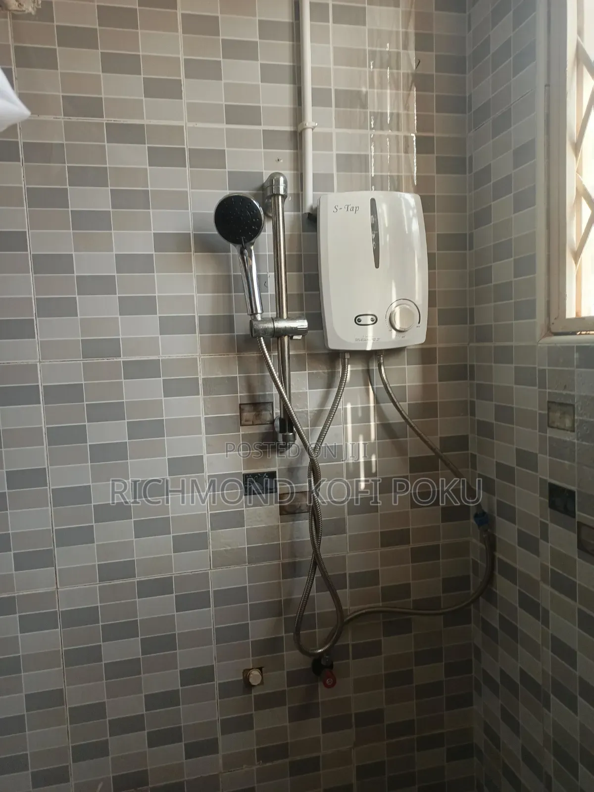 3bdrm Apartment in Kofi'S Realty, Coca Cola for rent
