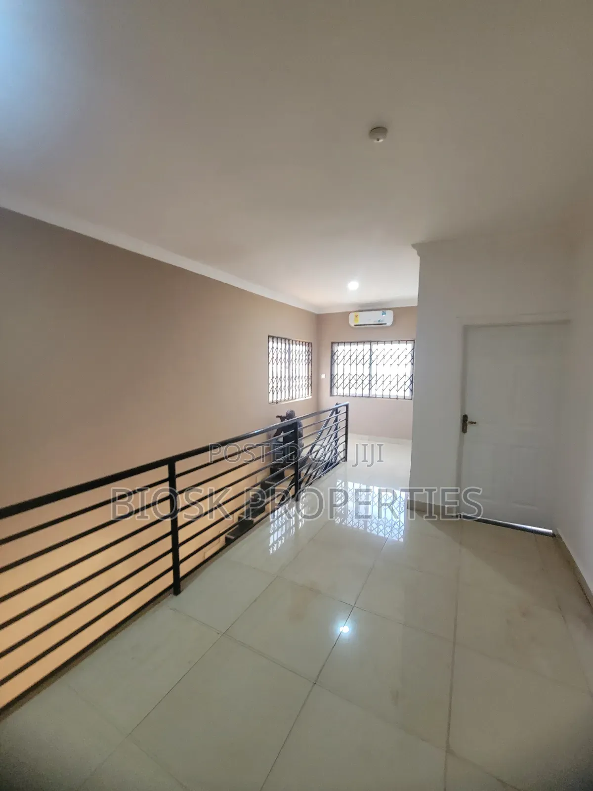 4bdrm Maisonette in Biosk Properties, Malejor for rent