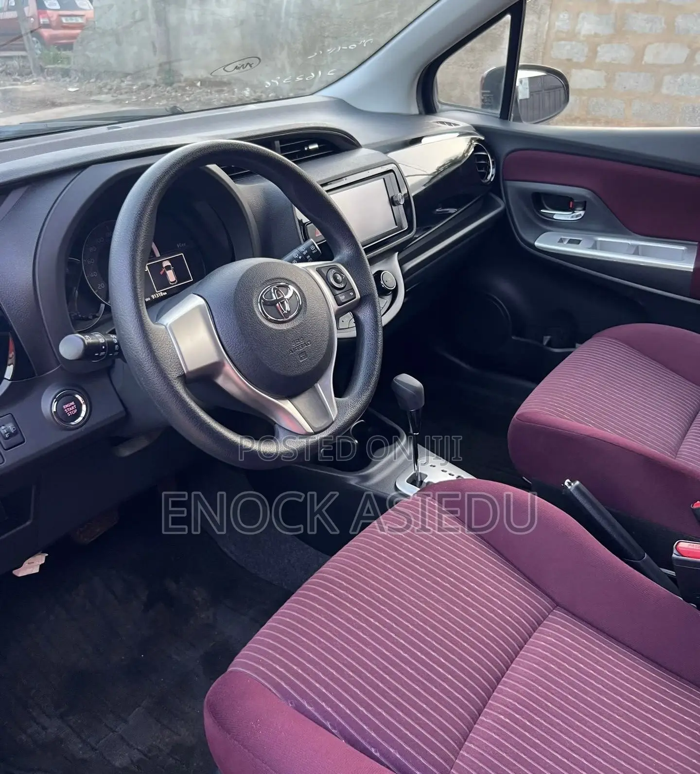 Toyota Vitz 1.3 AWD 3dr 2015 Brown