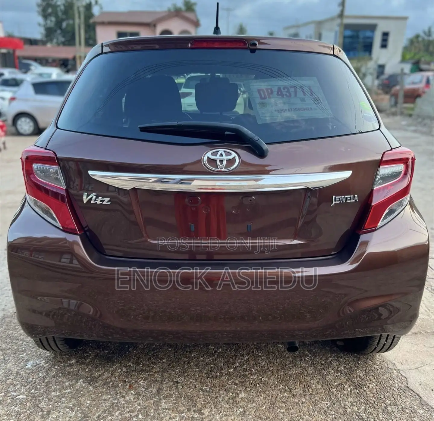 Toyota Vitz 1.3 AWD 3dr 2015 Brown