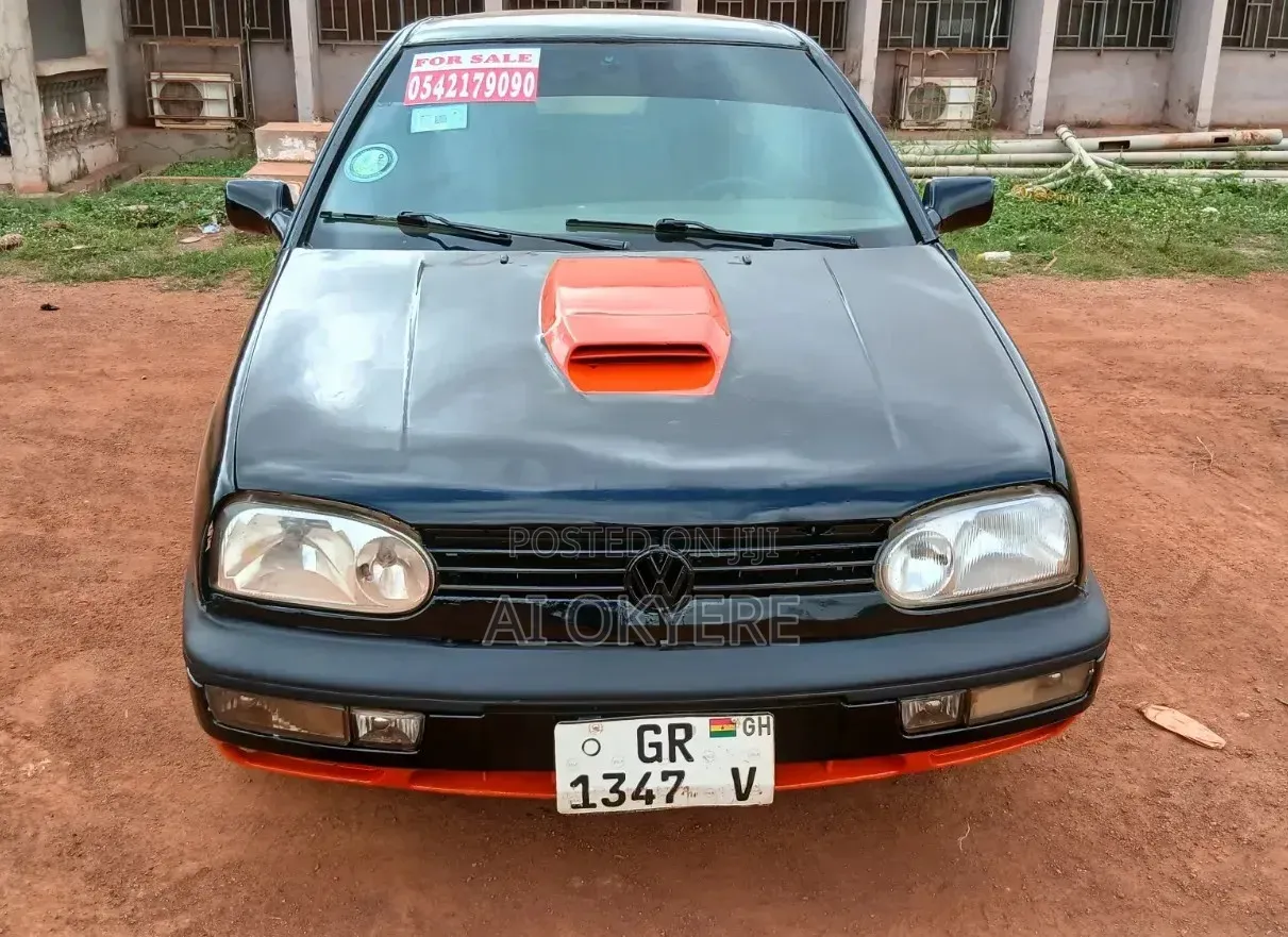 Volkswagen Golf 1.6 2000 Black