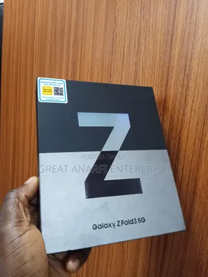 New Samsung Galaxy Z Fold 3 256 GB Black
