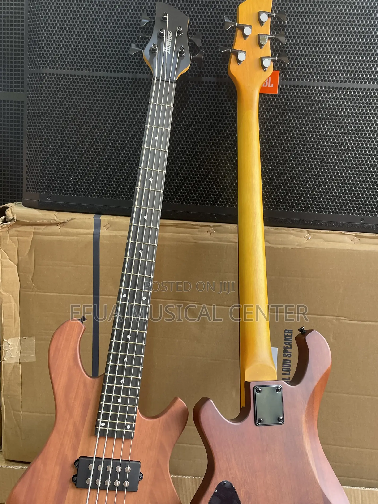 IBANEZ Active 5-String Bass Guitar