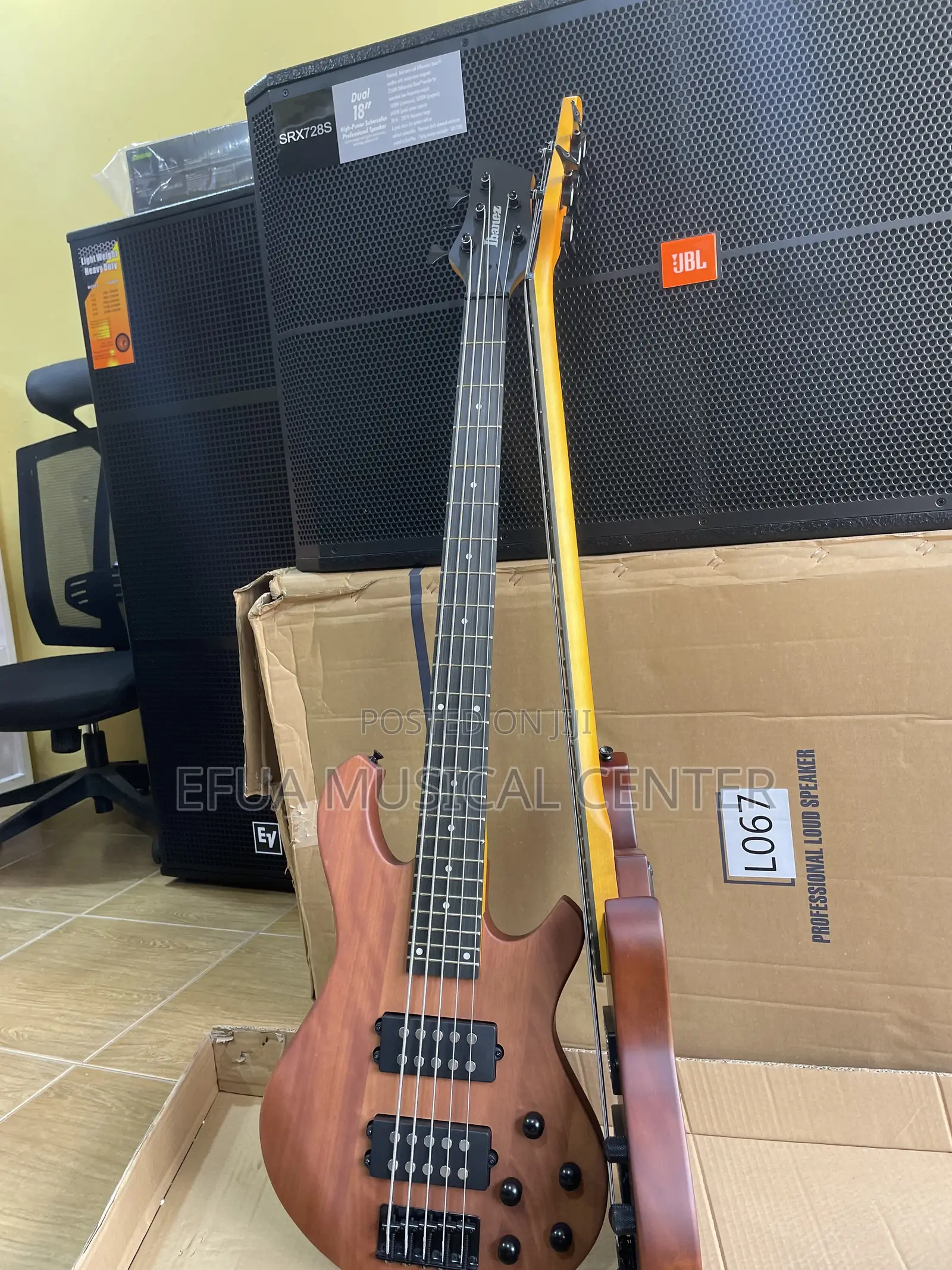 IBANEZ Active 5-String Bass Guitar