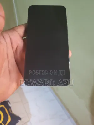 New Samsung Galaxy S22 5G 128 GB Black