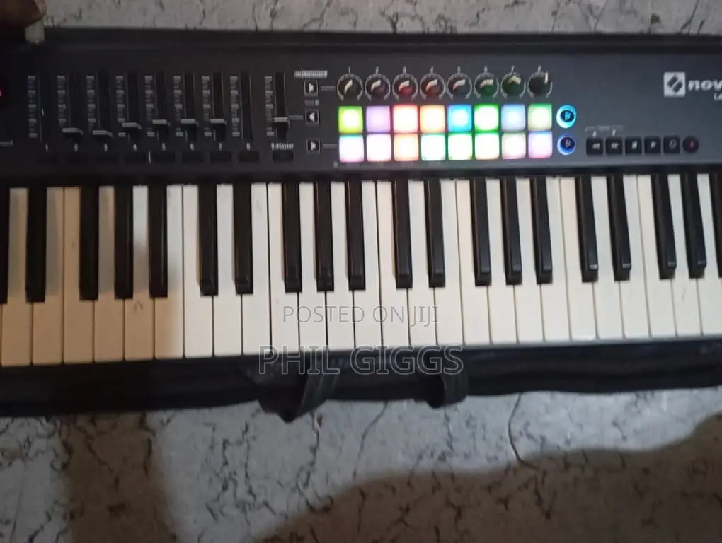 Novation 49 Midi Keyboard