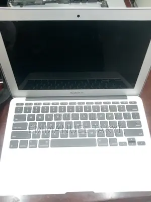Laptop Apple MacBook 2013 8GB Intel Core i5 SSD 128GB