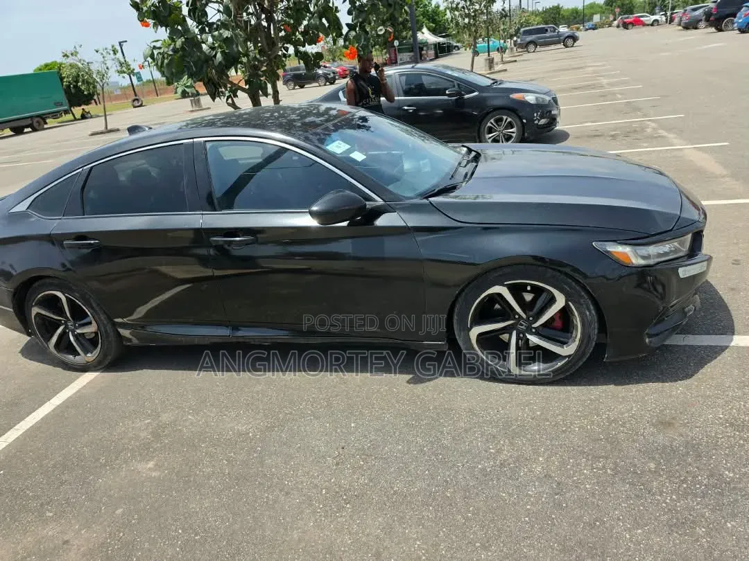 Honda Accord 2018 Black