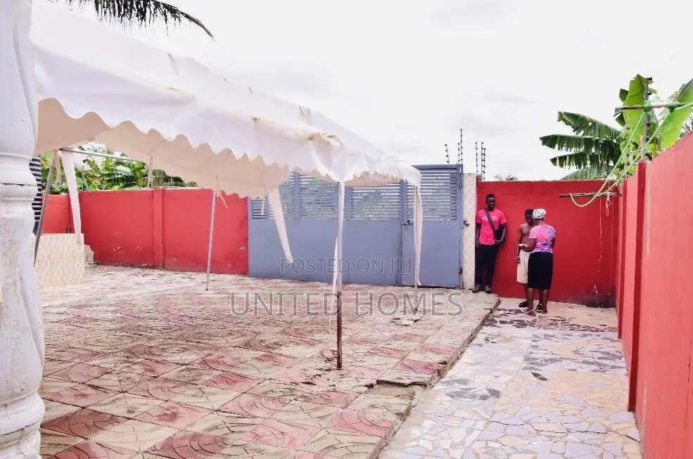 3bdrm House in Kasoa for sale