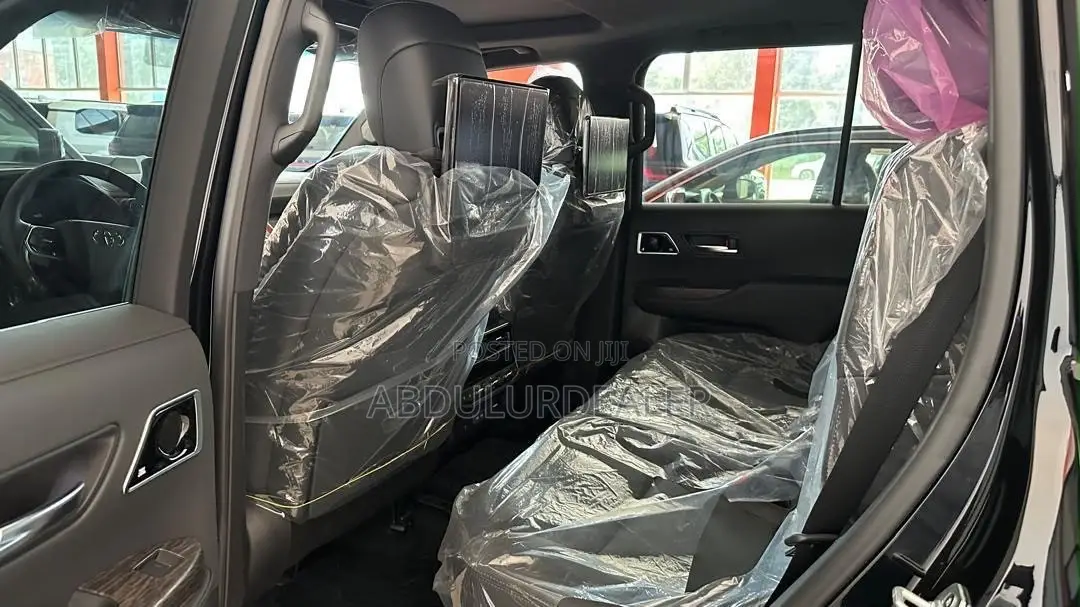 New Toyota Land Cruiser 2025 Black