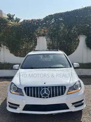 Mercedes-Benz C250 2014 White