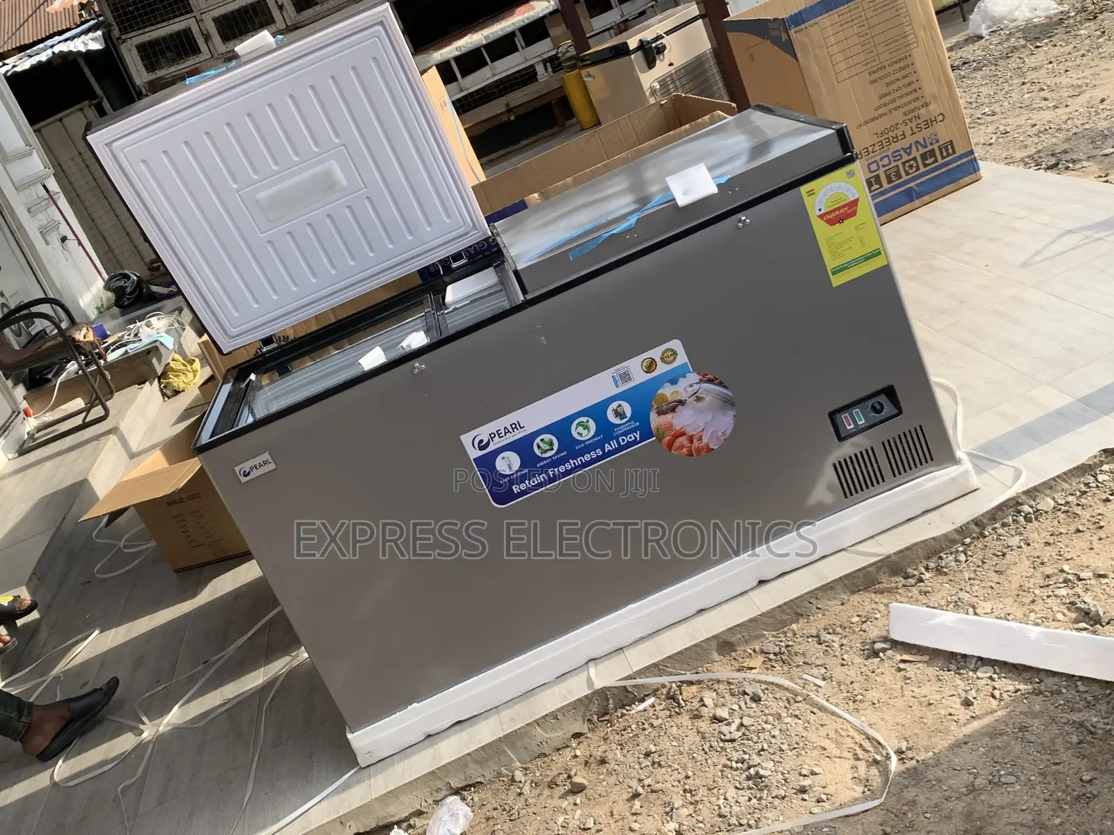 Hot  Deals on PCF-5319-6F Chest Freezer Single Door Pearl.