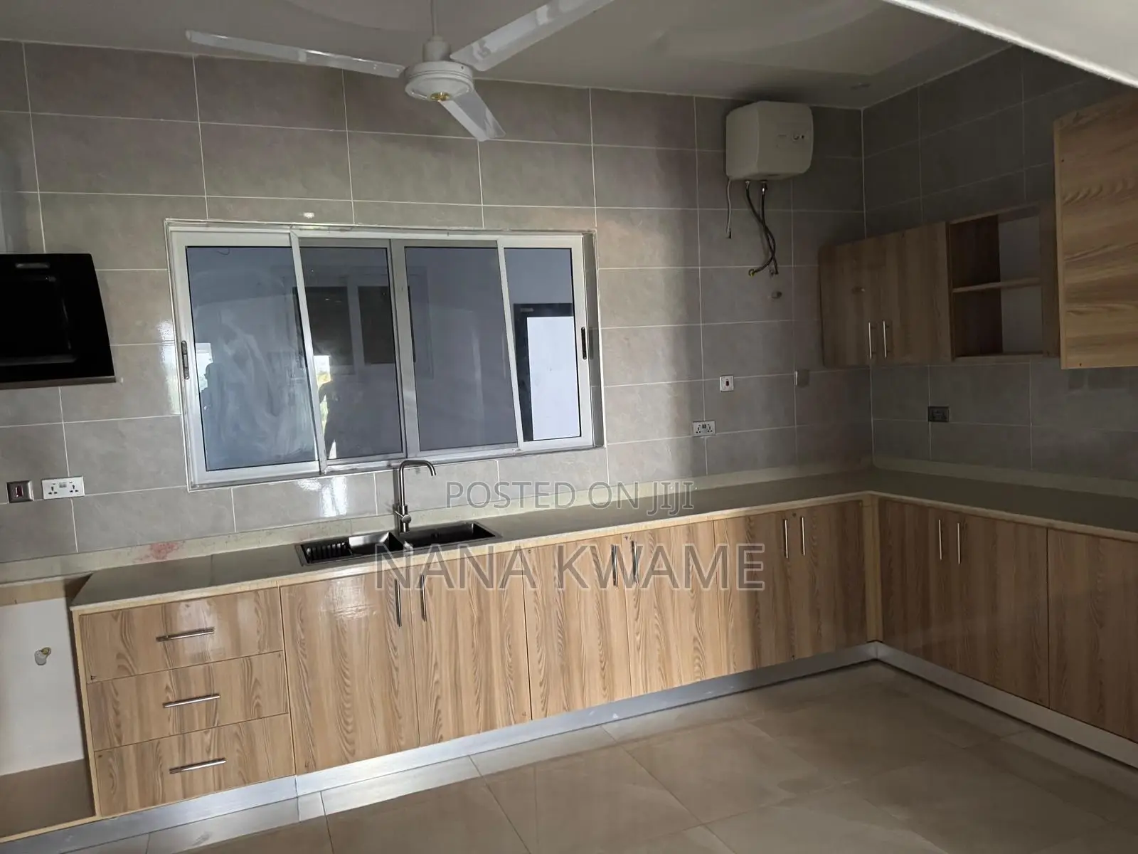 Furnished 4bdrm Apartment in Teach-Emena, Kumasi Metropolitan for rent