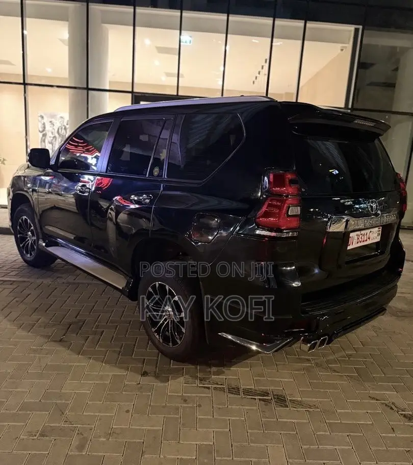 Toyota Land Cruiser Prado 2.7 2019 Black