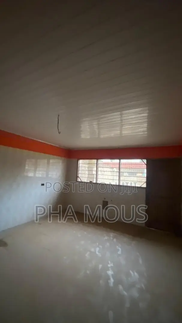 4bdrm House in Achimota for sale
