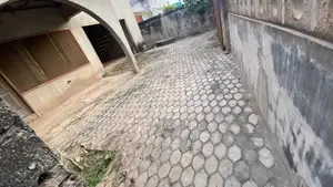 4bdrm House in Achimota for sale