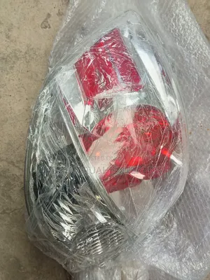 Toyota Matrix 2003-2008 Taillight Pair