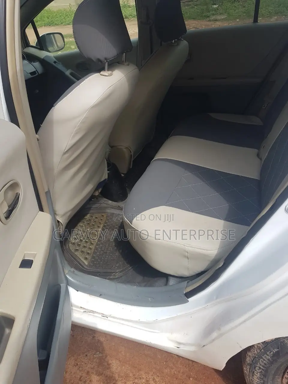 Toyota Vitz 1.5 FWD 3dr 2009 White