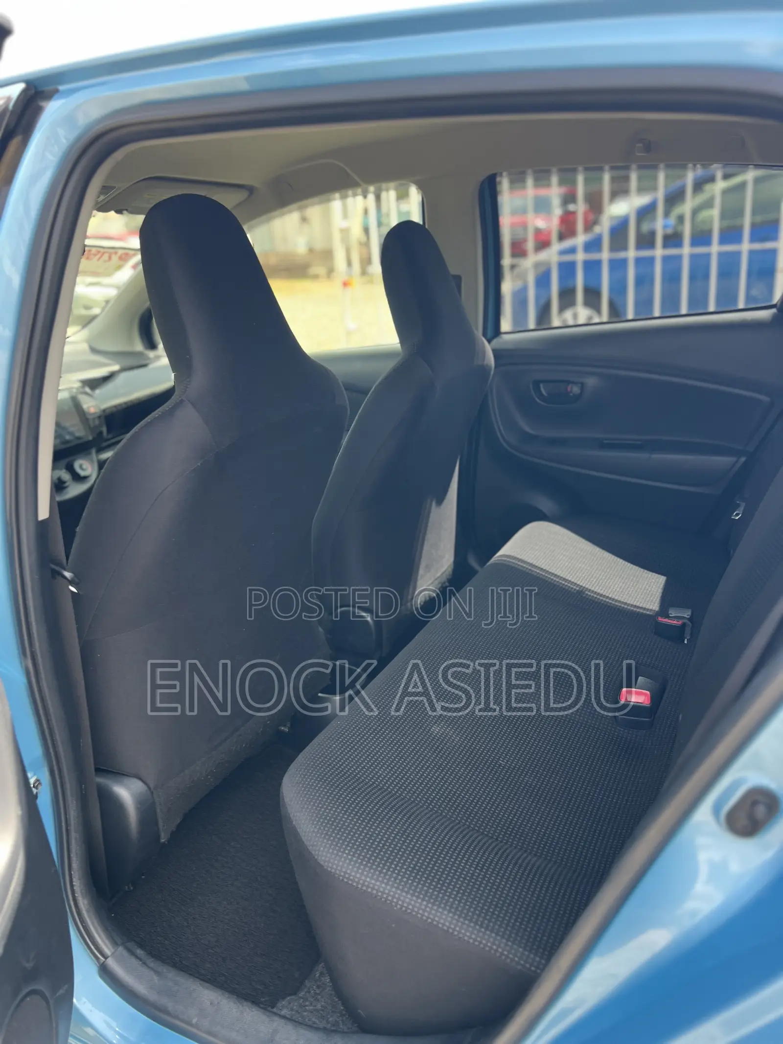 Toyota Vitz 1.3 AWD 3dr 2015 Blue