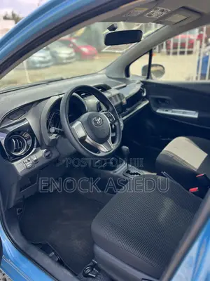 Toyota Vitz 1.3 AWD 3dr 2015 Blue