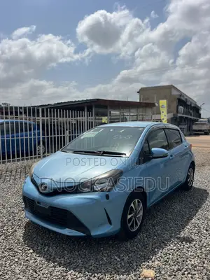 Toyota Vitz 1.3 AWD 3dr 2015 Blue