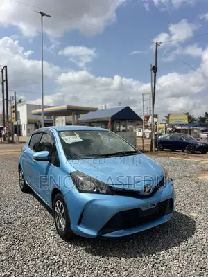 Toyota Vitz 1.3 AWD 3dr 2015 Blue