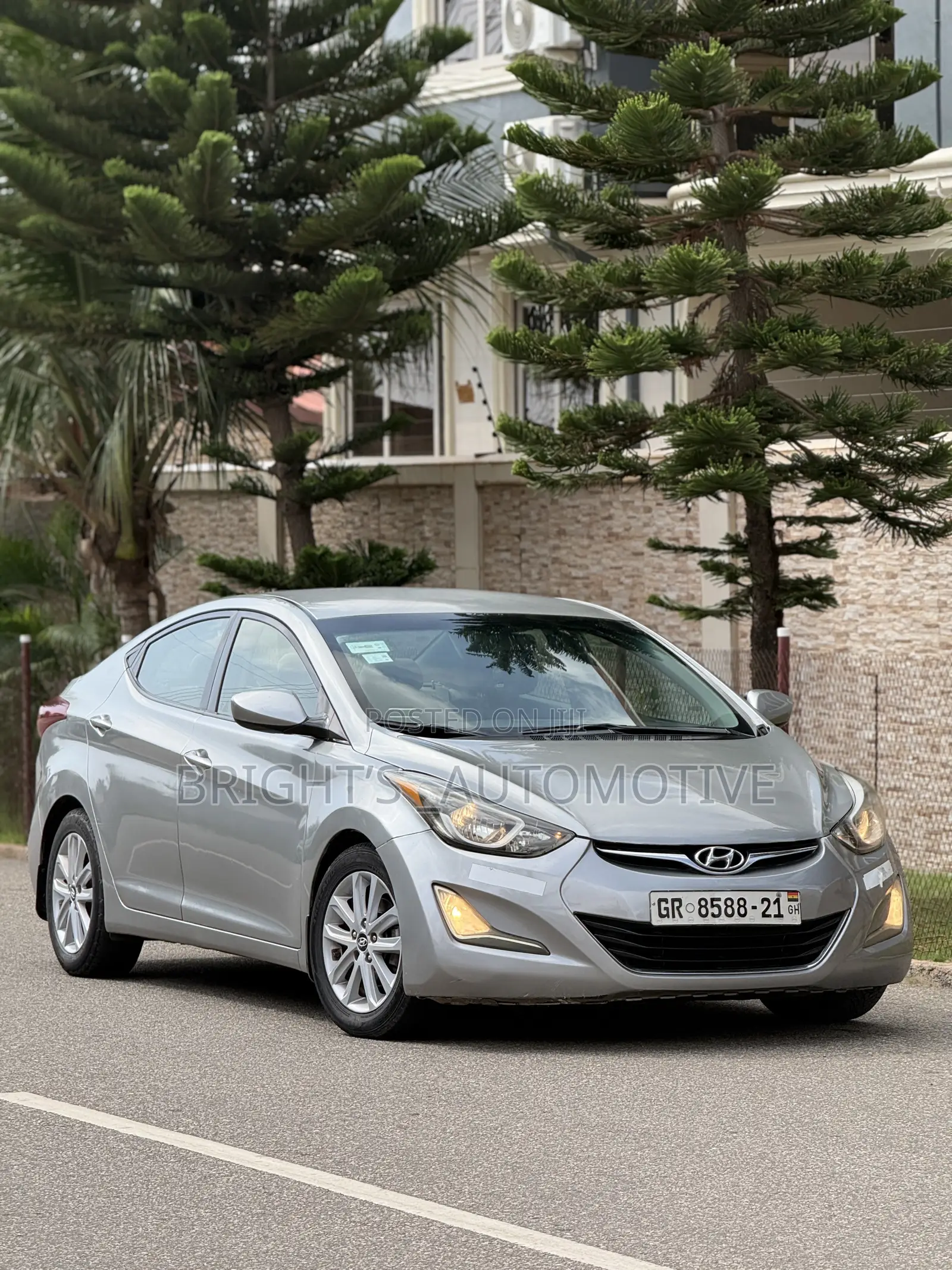 Hyundai Elantra SE Sedan FWD (1.8L 4cyl 6M) 2016 Silver