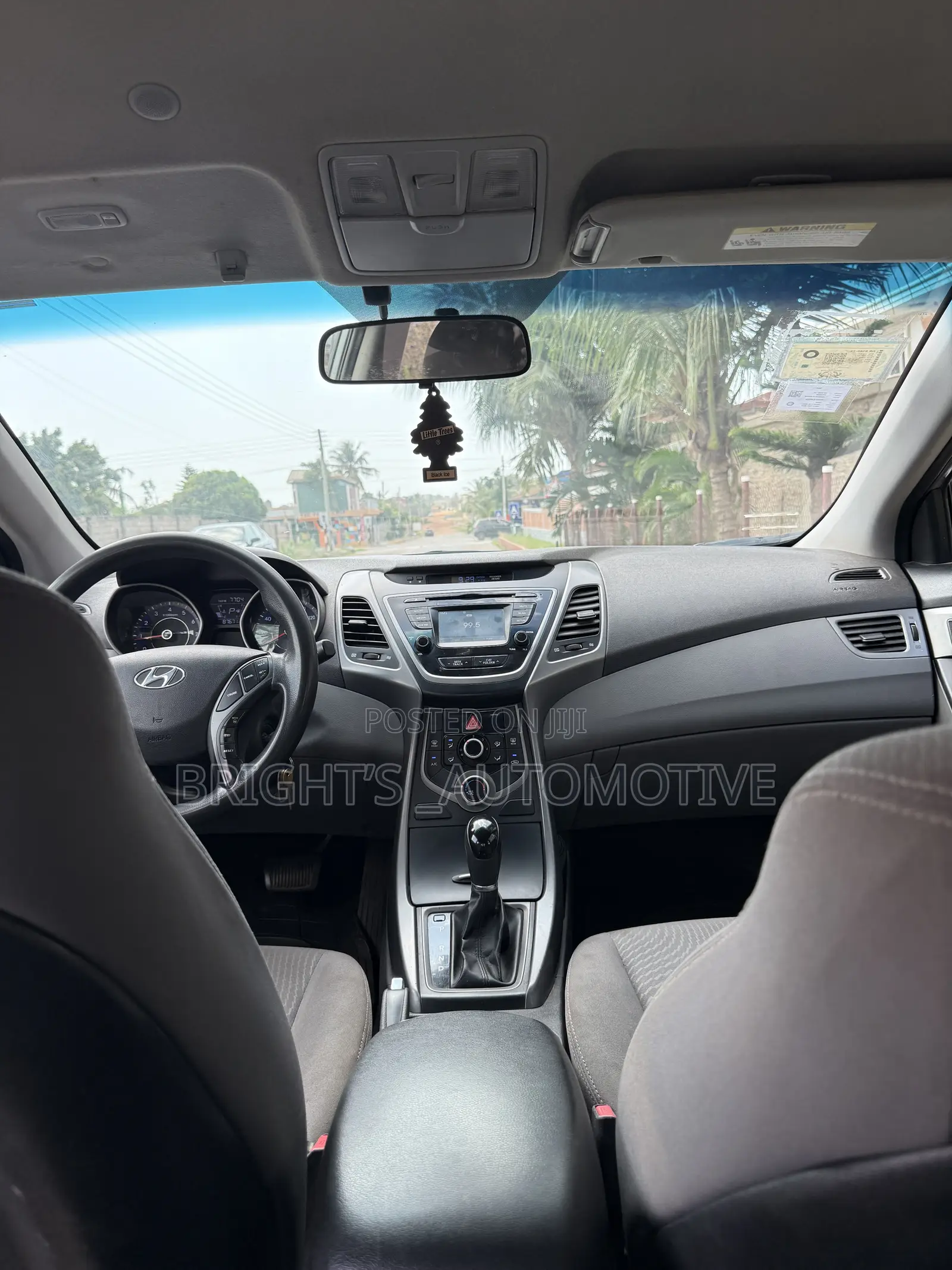 Hyundai Elantra SE Sedan FWD (1.8L 4cyl 6M) 2016 Silver