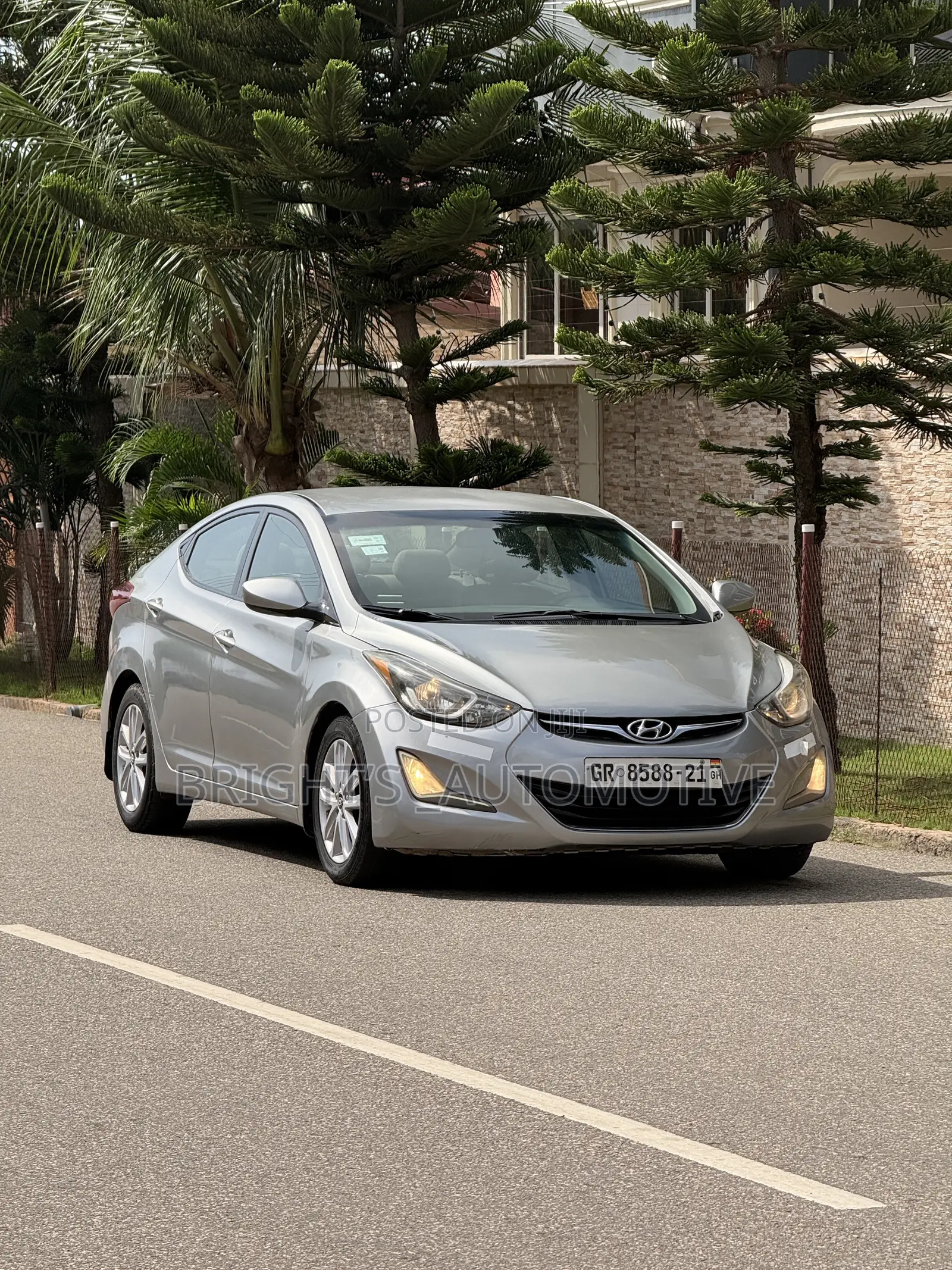 Hyundai Elantra SE Sedan FWD (1.8L 4cyl 6M) 2016 Silver