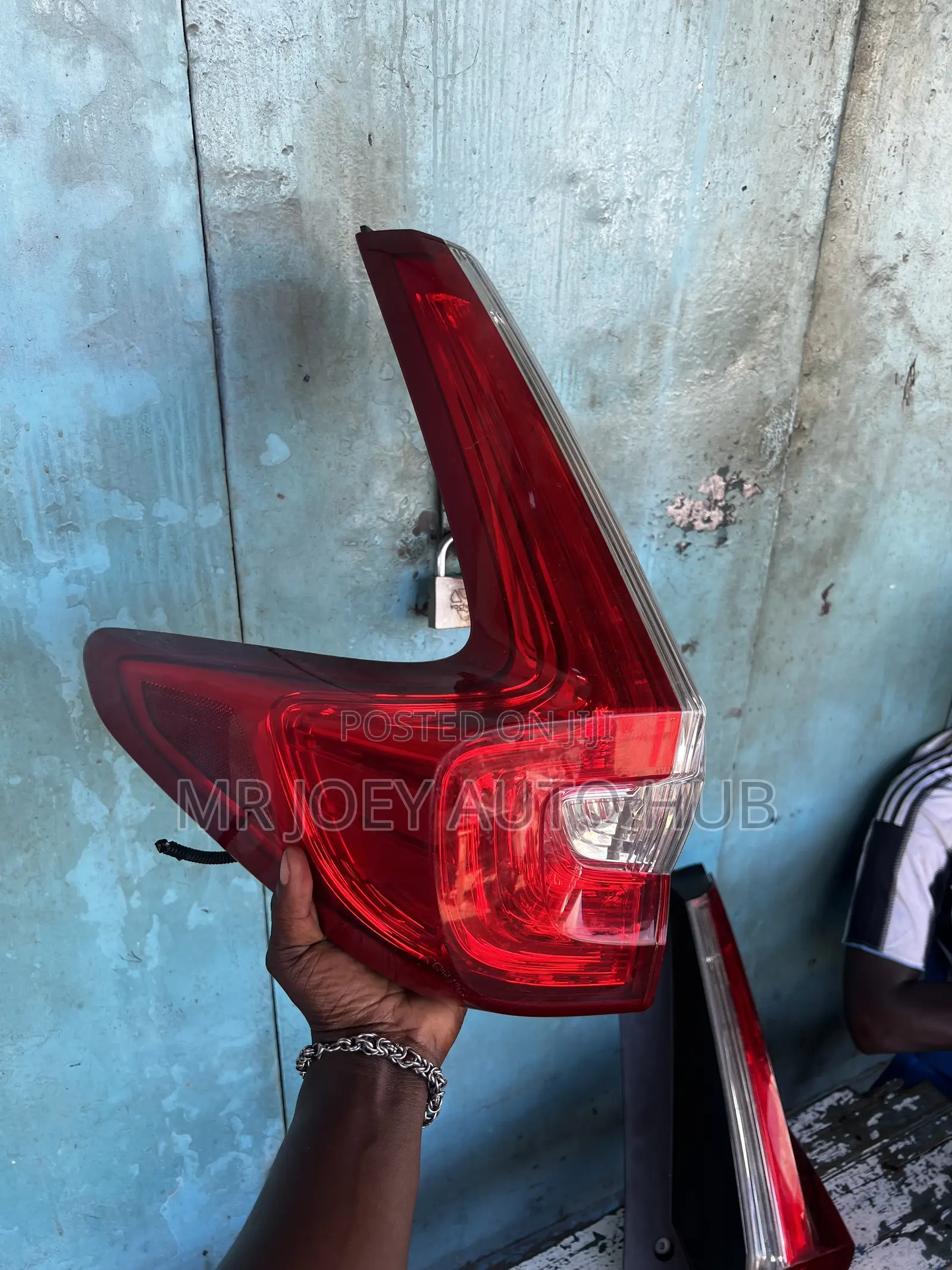 Honda CRV 2017 2018 2019 Tail Light One Side