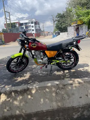 Royal RY125 2026 Red