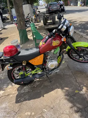 Royal RY125 2026 Red