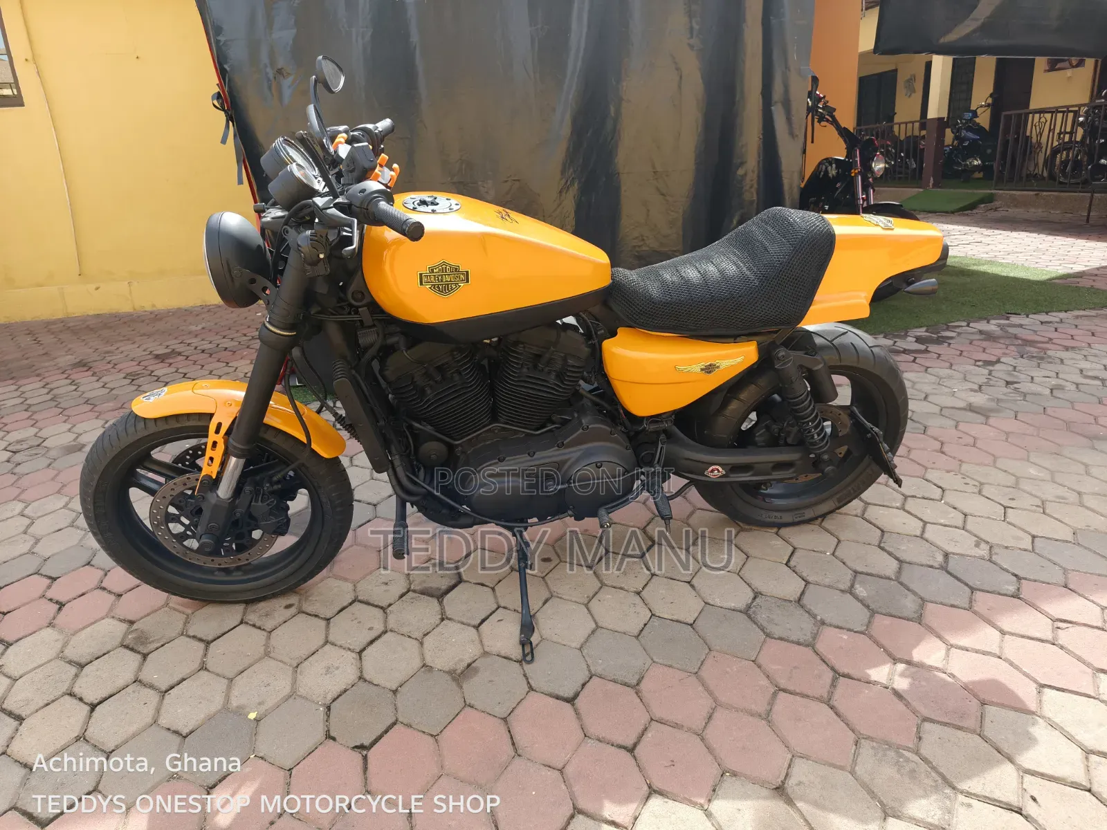 Harley-Davidson 2018 Yellow