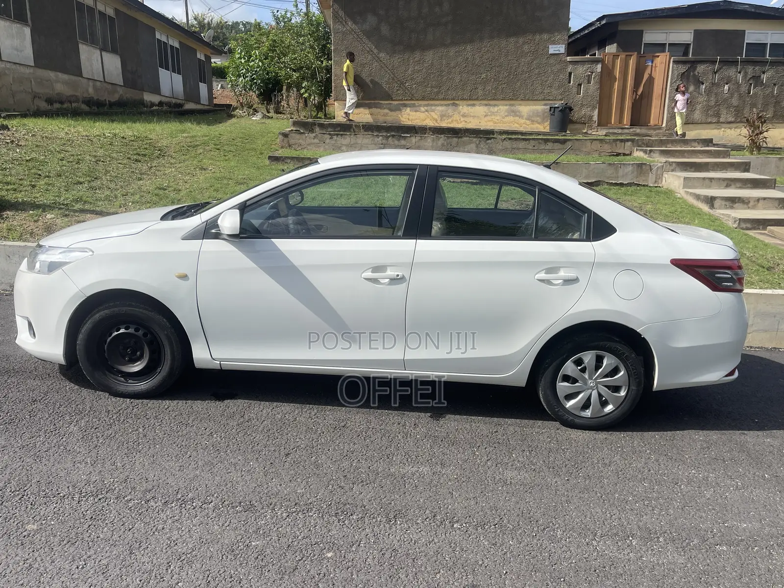 Toyota Yaris 2016 White