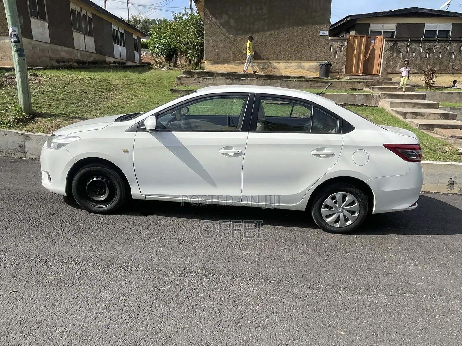 Toyota Yaris 2016 White