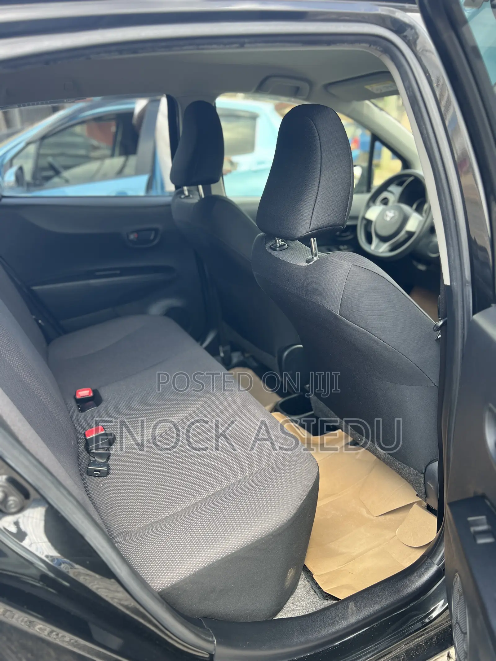 Toyota Vitz 1.3 AWD 3dr 2014 Black