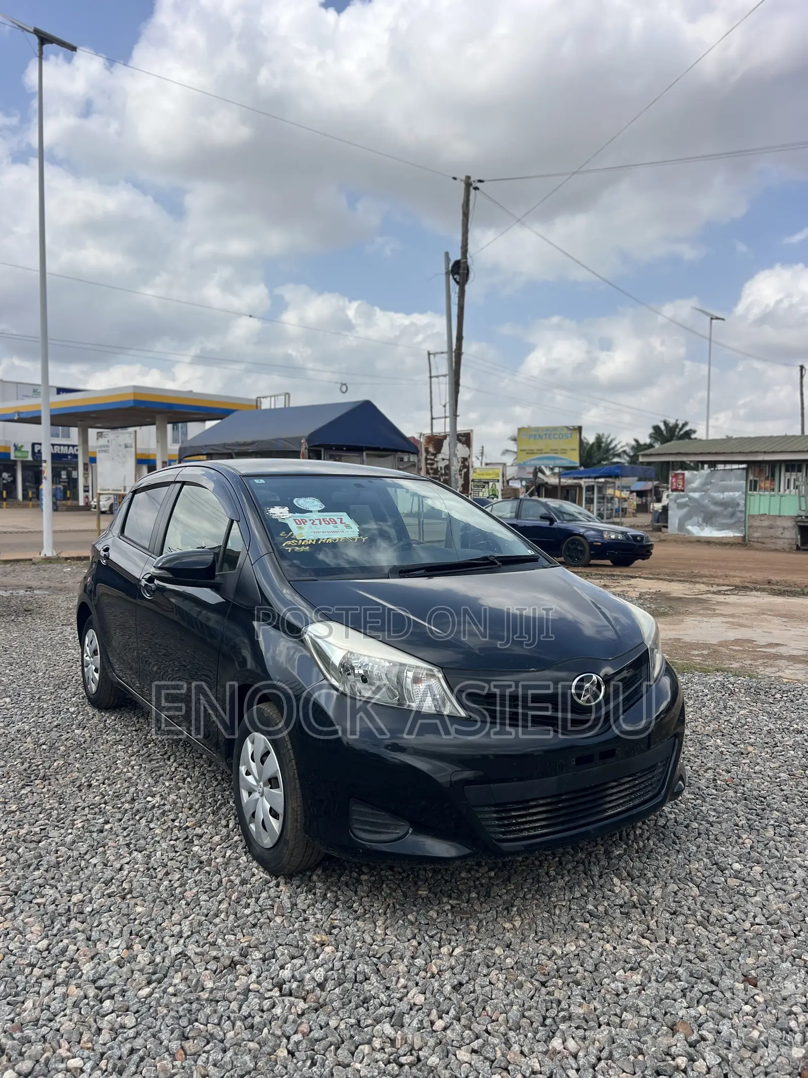 Toyota Vitz 1.3 AWD 3dr 2014 Black