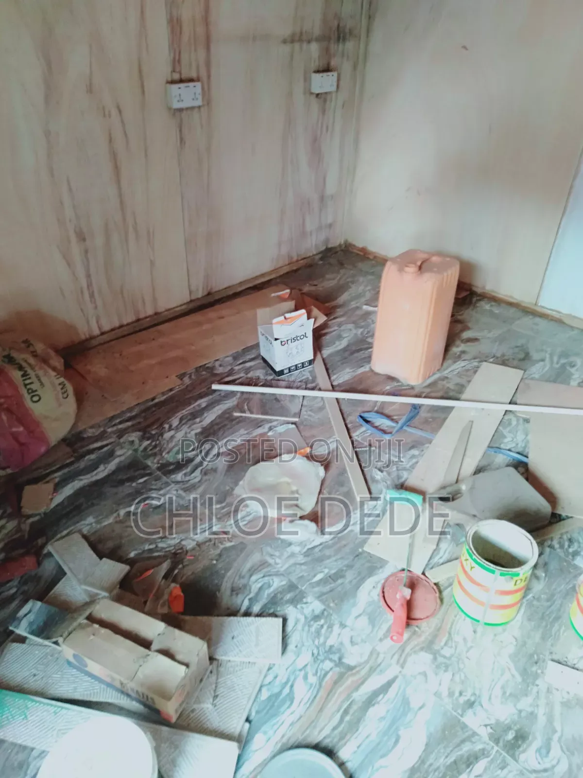 A Container Shop at Galalia Market for Sale /Rent