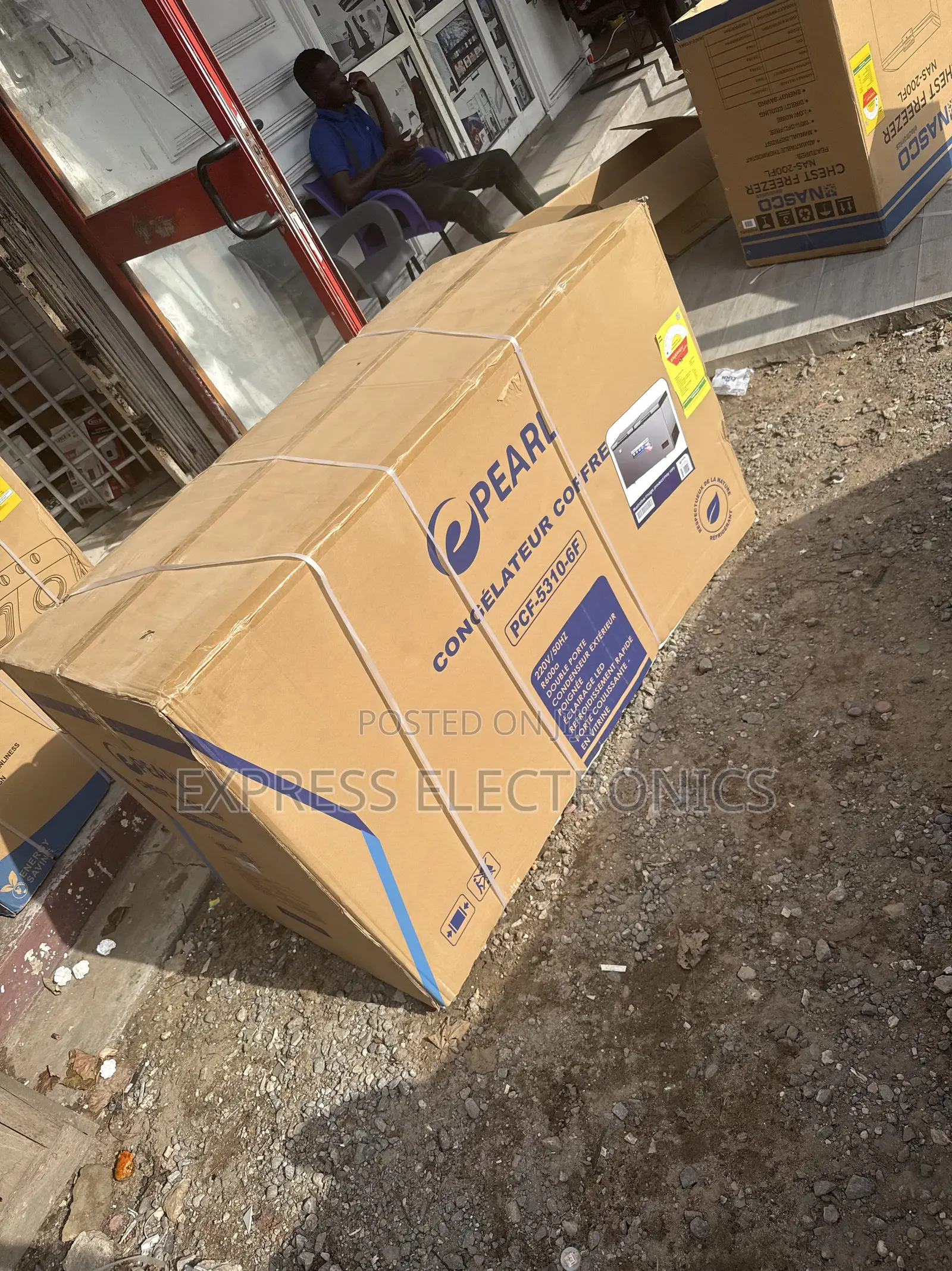Limited Stock Pearl 508L Chest Freezer Double Door