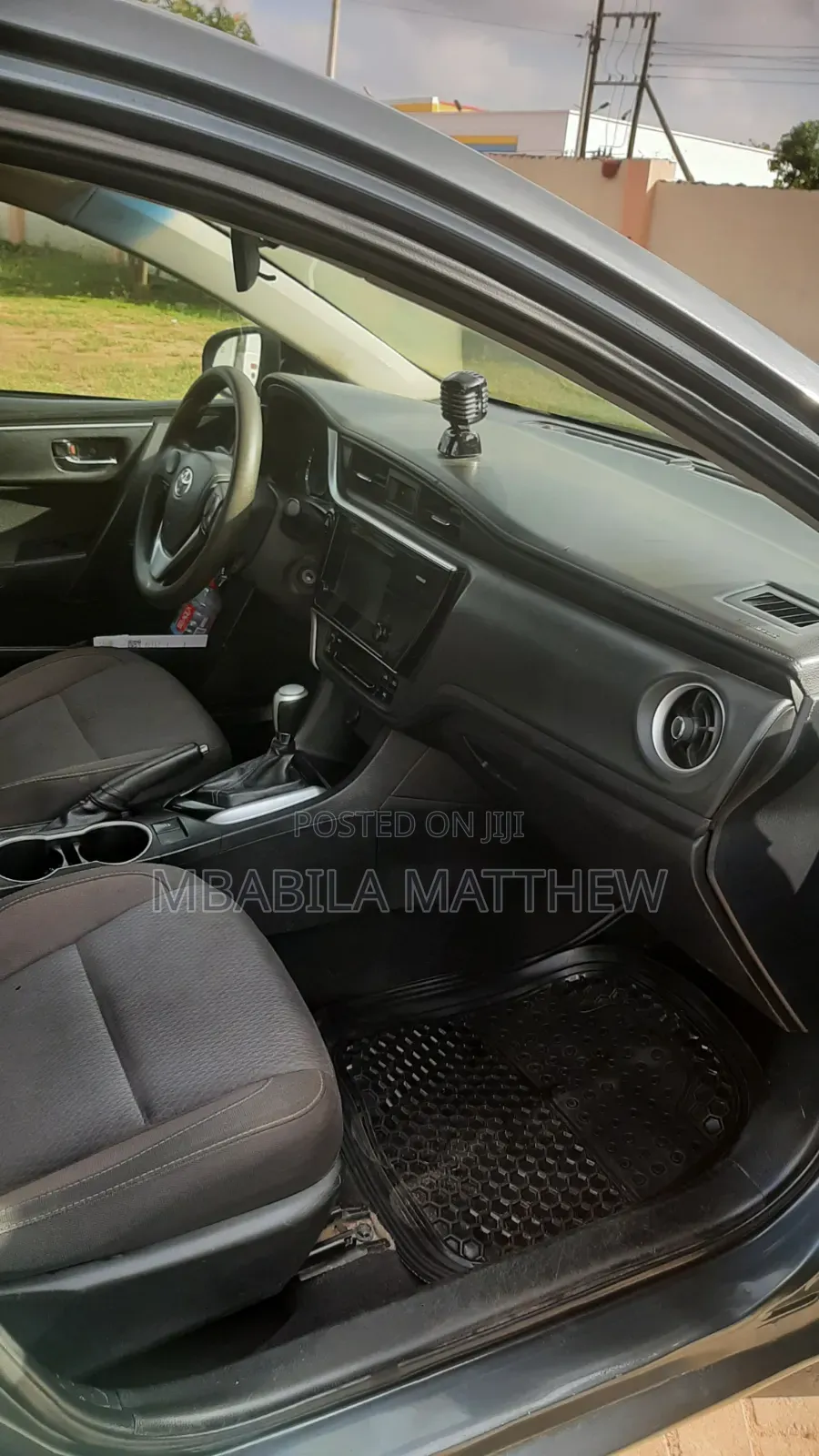 Toyota Corolla 2017 Gray
