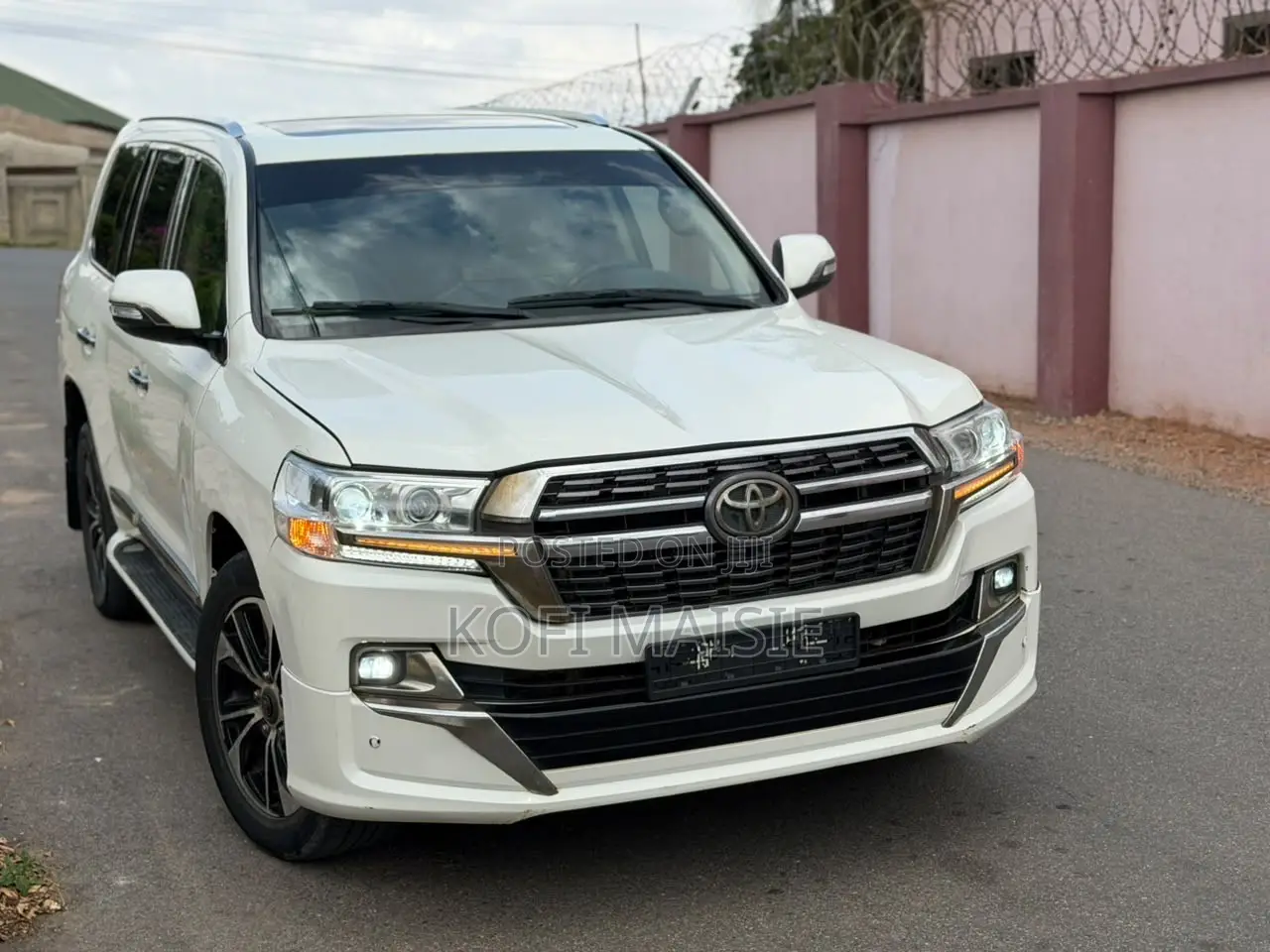 Toyota Land Cruiser 4.5 V8 GXR 2011 White