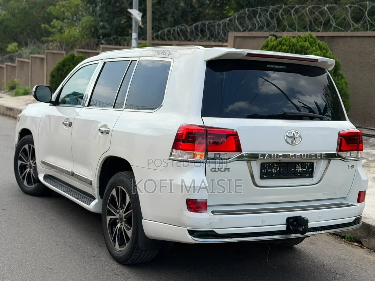 Toyota Land Cruiser 4.5 V8 GXR 2011 White