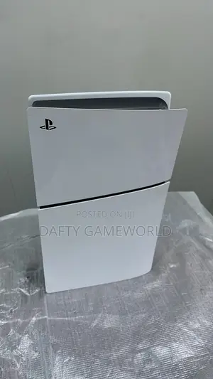 PS5 Slim Uk Used With 8 Loaded Games