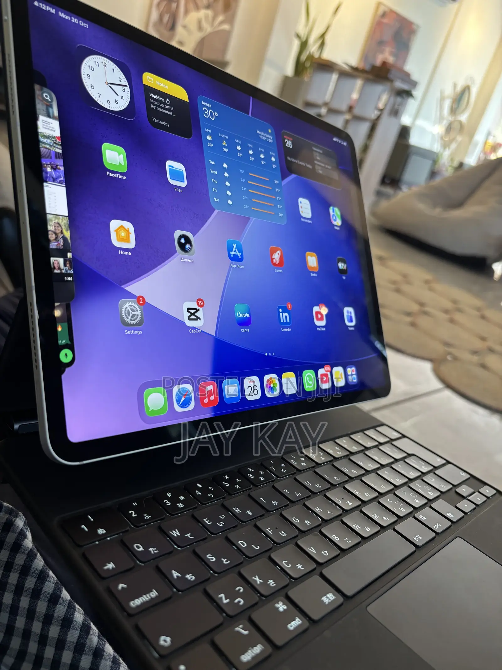 Apple iPad Pro (2022) 1 TB Gray