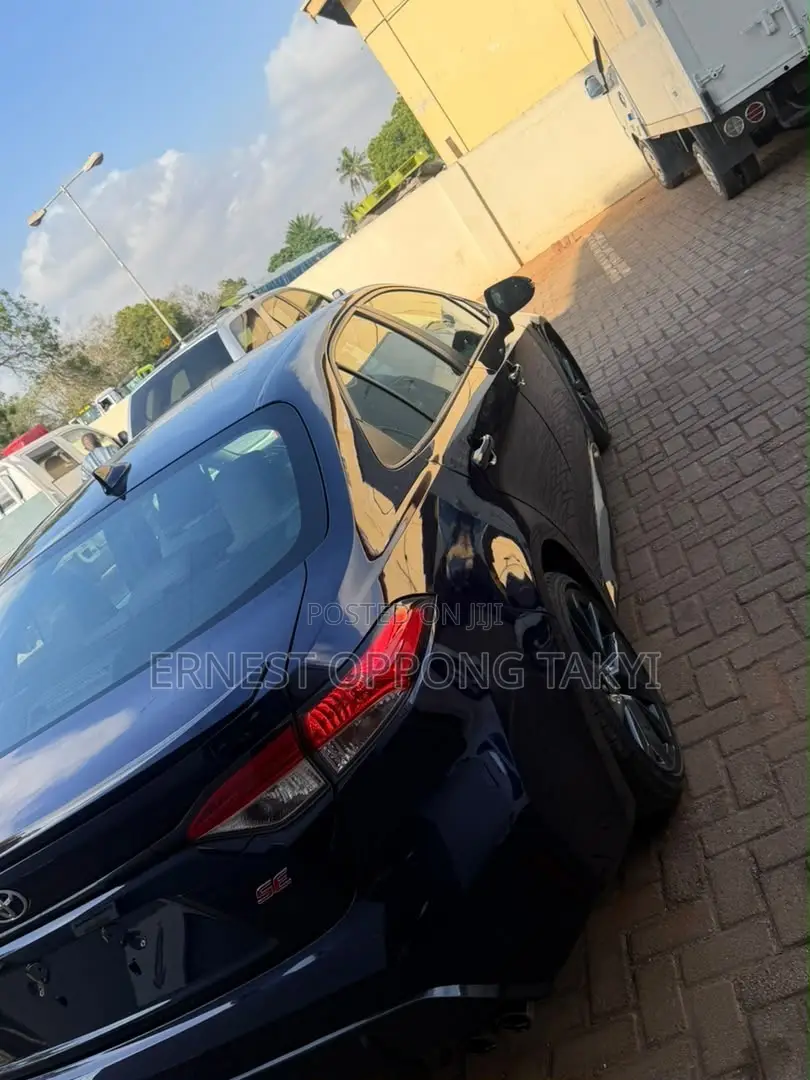 Toyota Corolla SE 2023 Blue