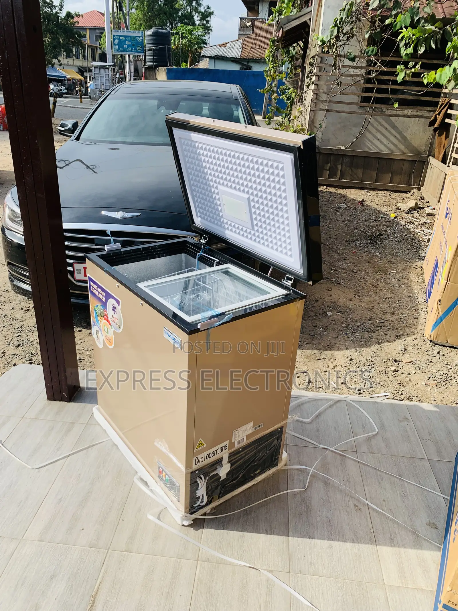 Available at 10GiG Store Nasco 150 LTRS Chest Freezer (NAS-200FL-G)