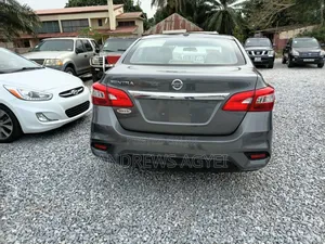Nissan Sentra 2017 Silver