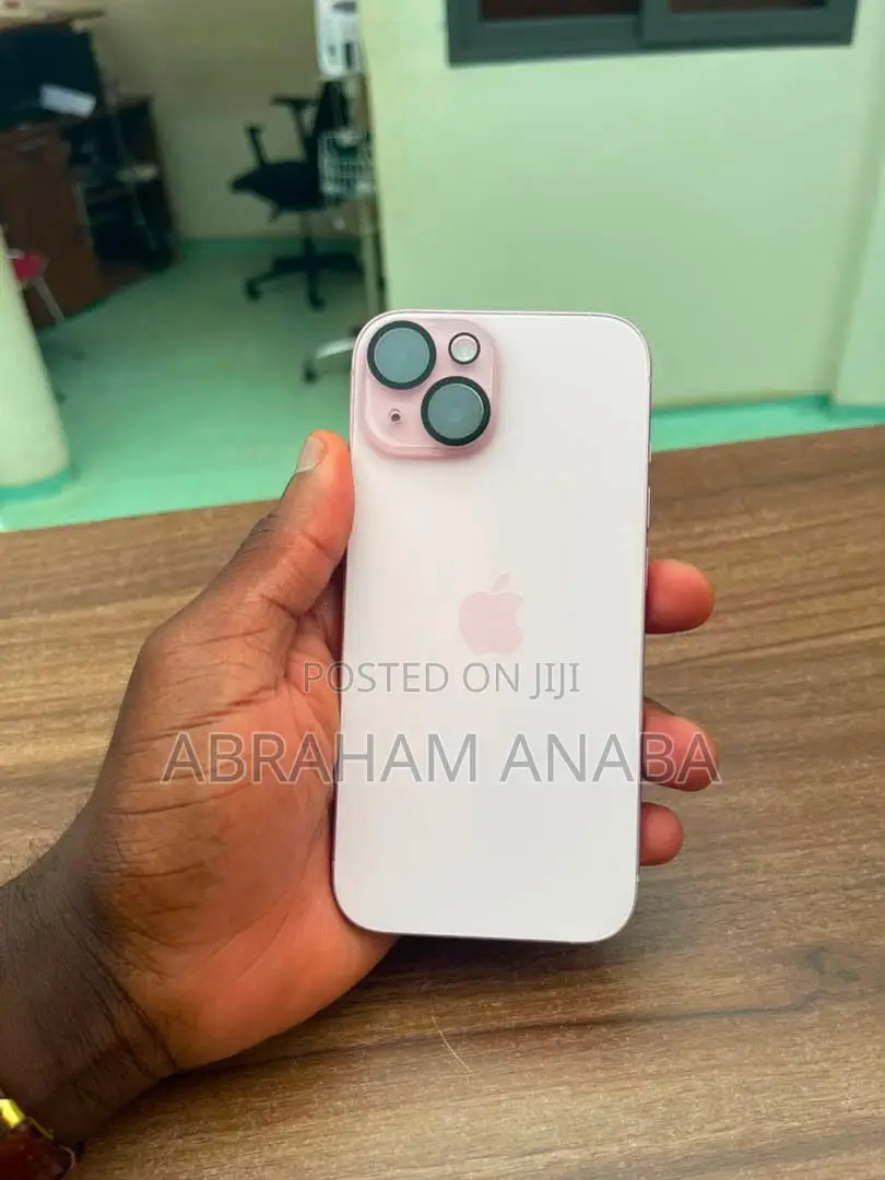 Apple iPhone 15 128 GB Pink